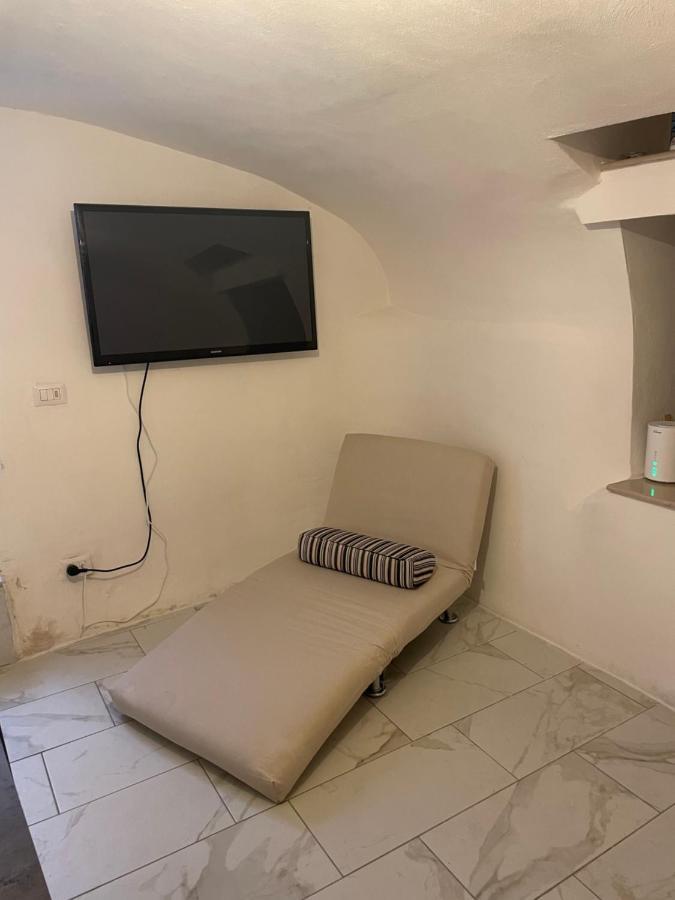 Mory&Clary Cave Palese Airport Bed & Breakfast Bari Exterior photo